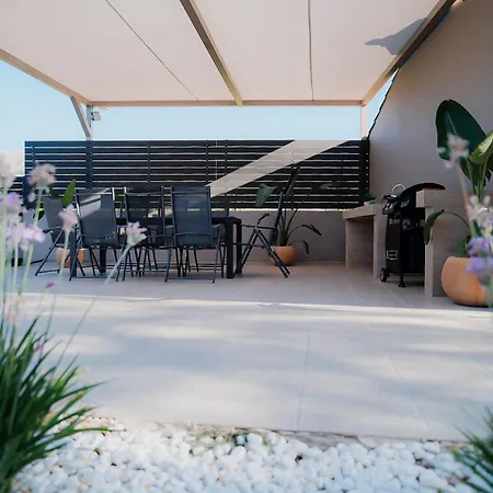 Sweven, Luxury Living Chania
